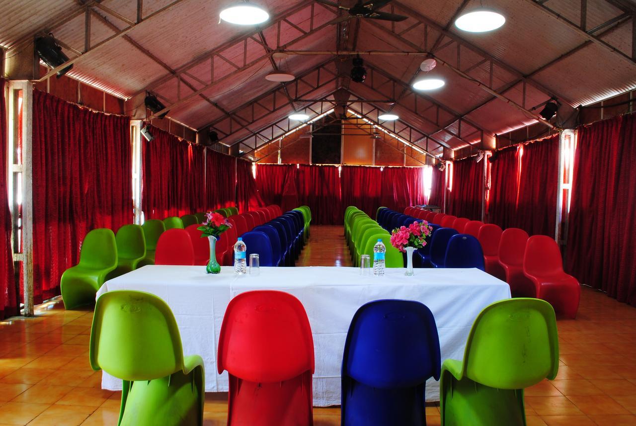 Neetas Shanti Villa Mahābaleshwar Esterno foto
