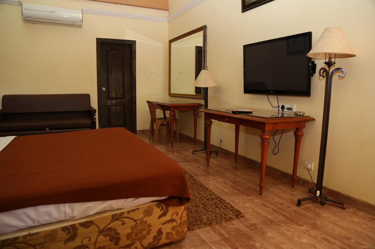 Neetas Shanti Villa Mahābaleshwar Esterno foto