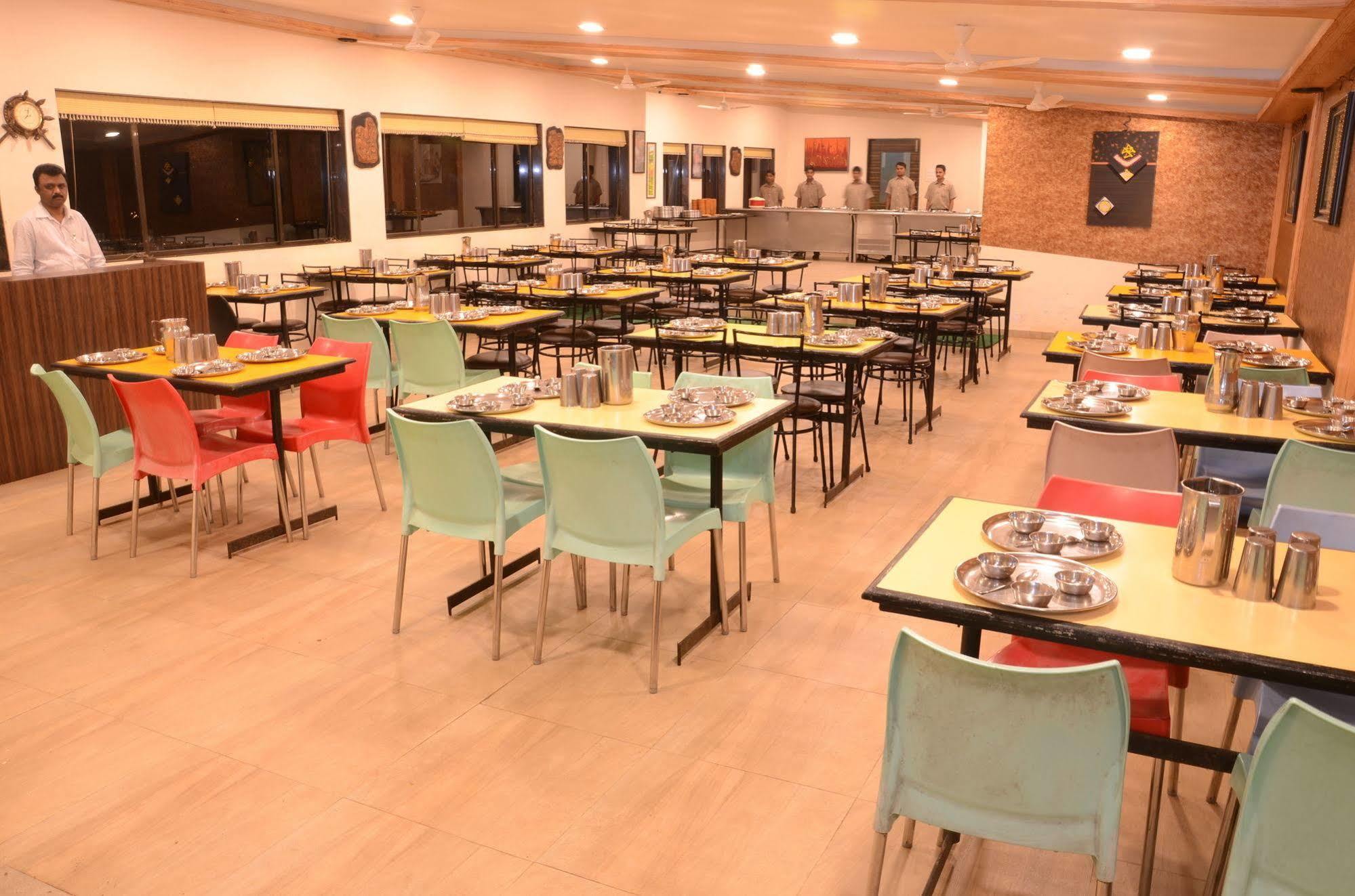 Neetas Shanti Villa Mahābaleshwar Esterno foto