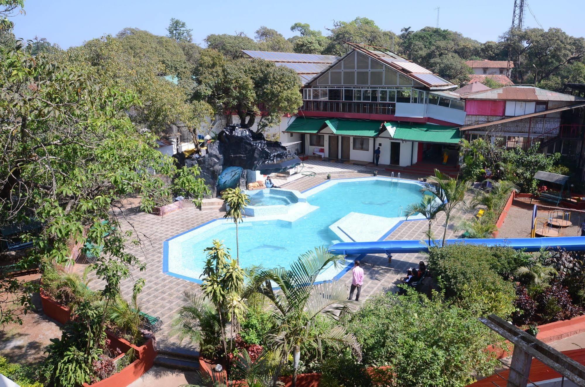 Neetas Shanti Villa Mahābaleshwar Esterno foto